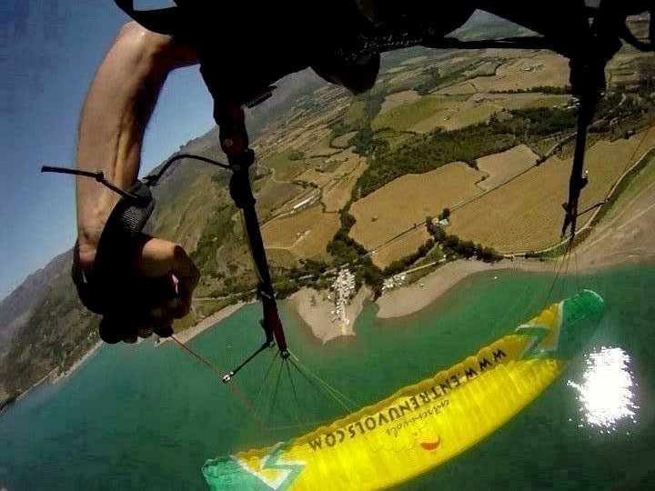 FlyAger acrobatics courses